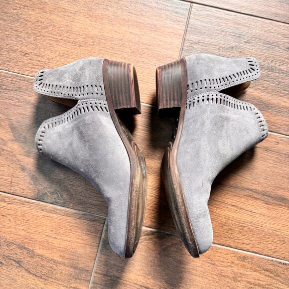 Lucky Brand Bustina Suede V Slit Slip On Gray Booties Ankle Boots Size 8.5 Boho - Picture 8 of 9